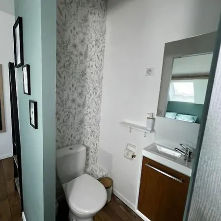 La Maison Des Voyageurs Avec Grand Parking Prive -calme Et Serenite * Chevincourt